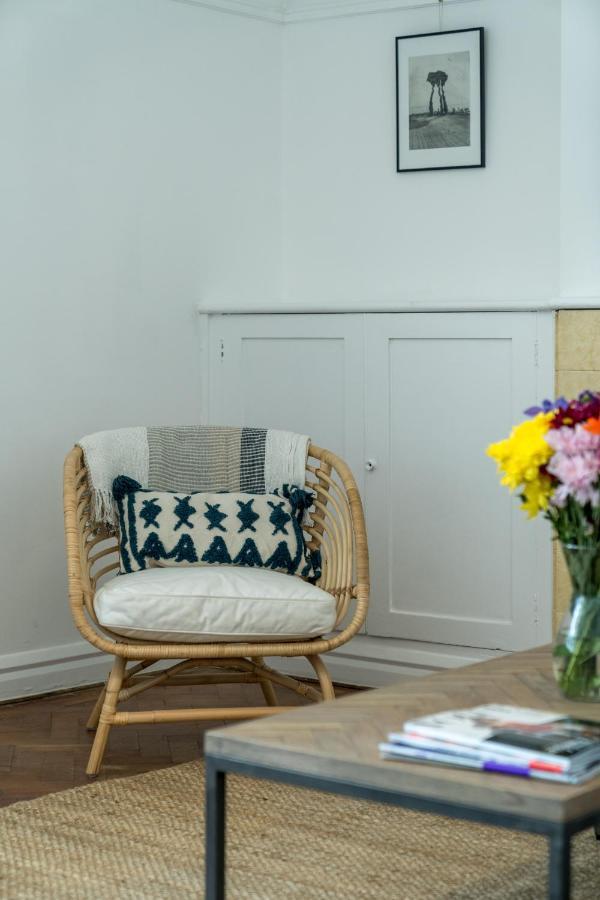 Bright West Hampstead Retreat Appartement Londen Buitenkant foto