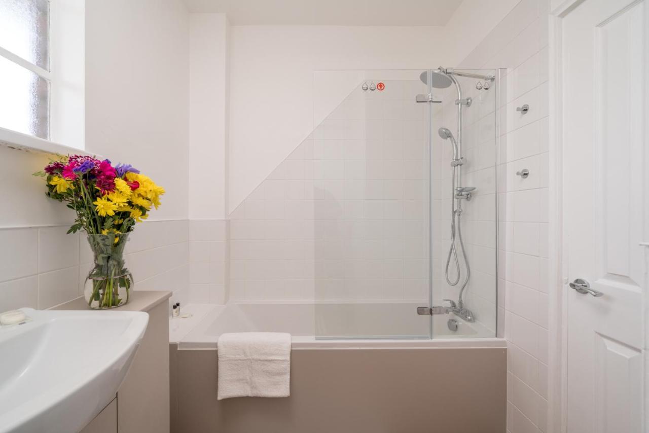 Bright West Hampstead Retreat Appartement Londen Buitenkant foto