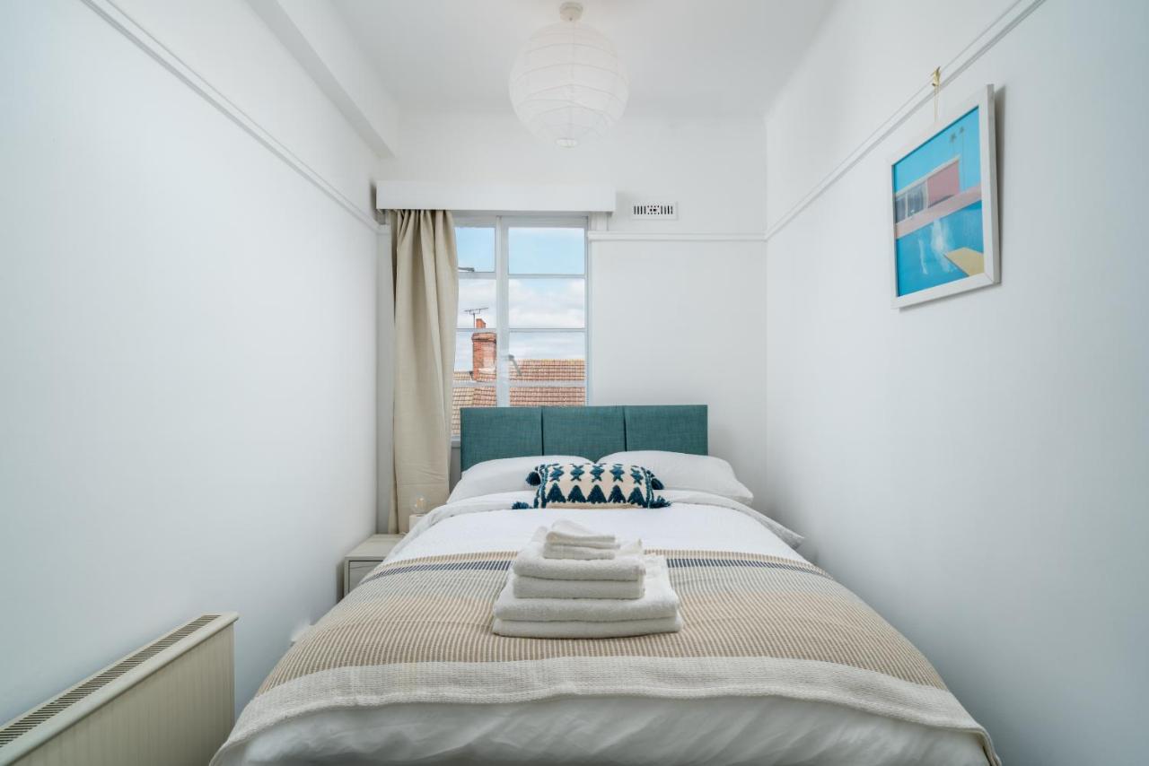 Bright West Hampstead Retreat Appartement Londen Buitenkant foto